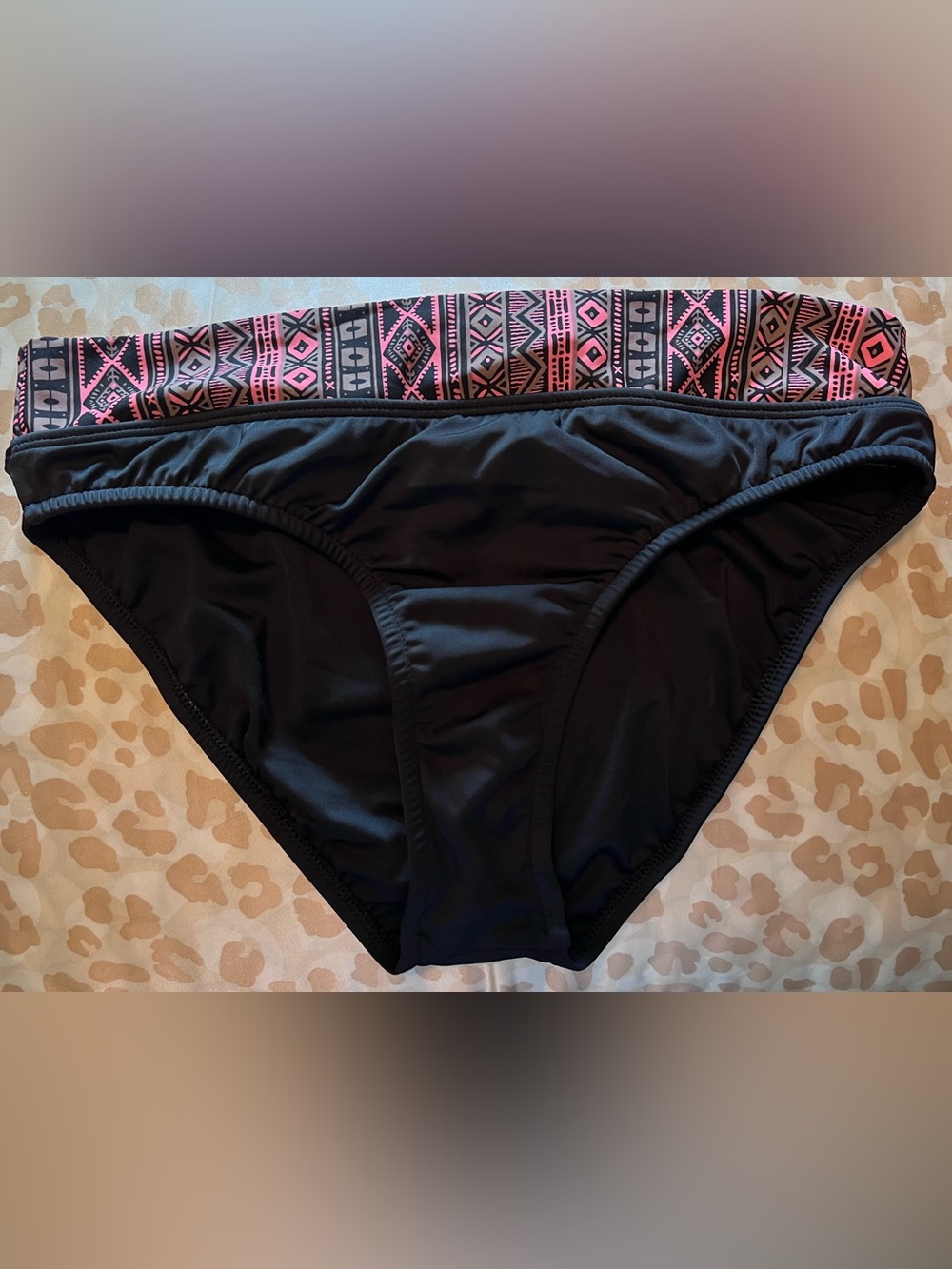 VENUS Bikini Set with Underwire Top Size 38C/40B and High-waist Bottoms Size 10 - Picture 8 of 10